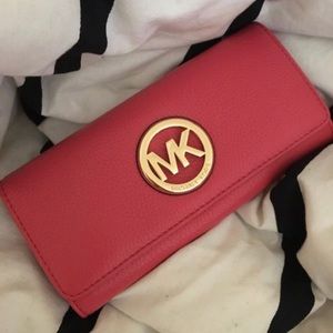 Michael Kors Fulton Continental Leather Wallet